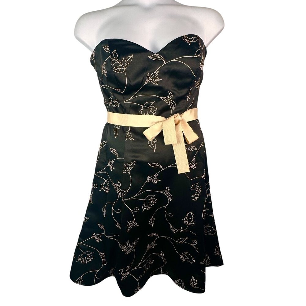 White House Black Market Black Strapless Floral-Appliqué Dress with Cream Belt